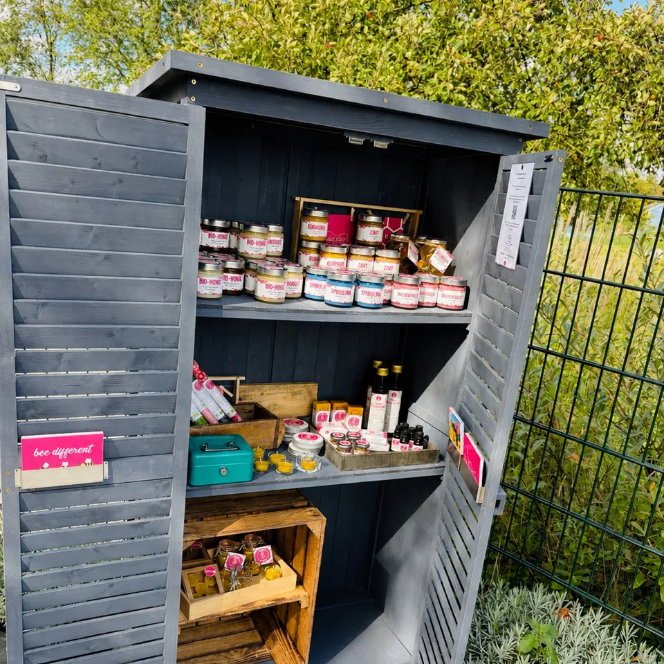 SB-Honigschrank Bio-Imkerei Bienenkönig Niederrhein – Bild 1
